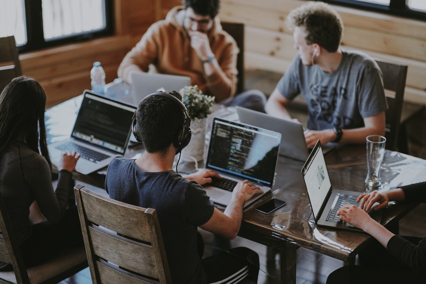 The Role of Leadership in Enhancing Business Growth